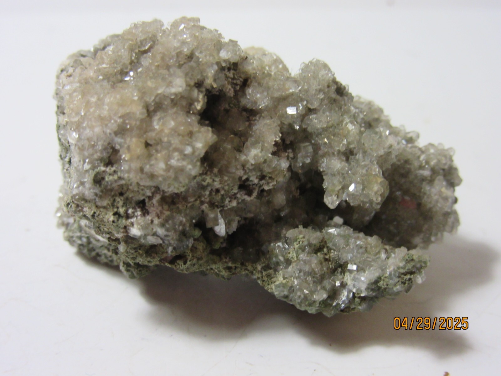 Heulandite on 1 7/8″ Quartz Paterson N.J. Collectible HQPNJC-7s