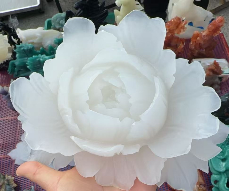 1pc Natural White Quartz Carved Flower Skull Crystal Reiki Healing Decor Gift