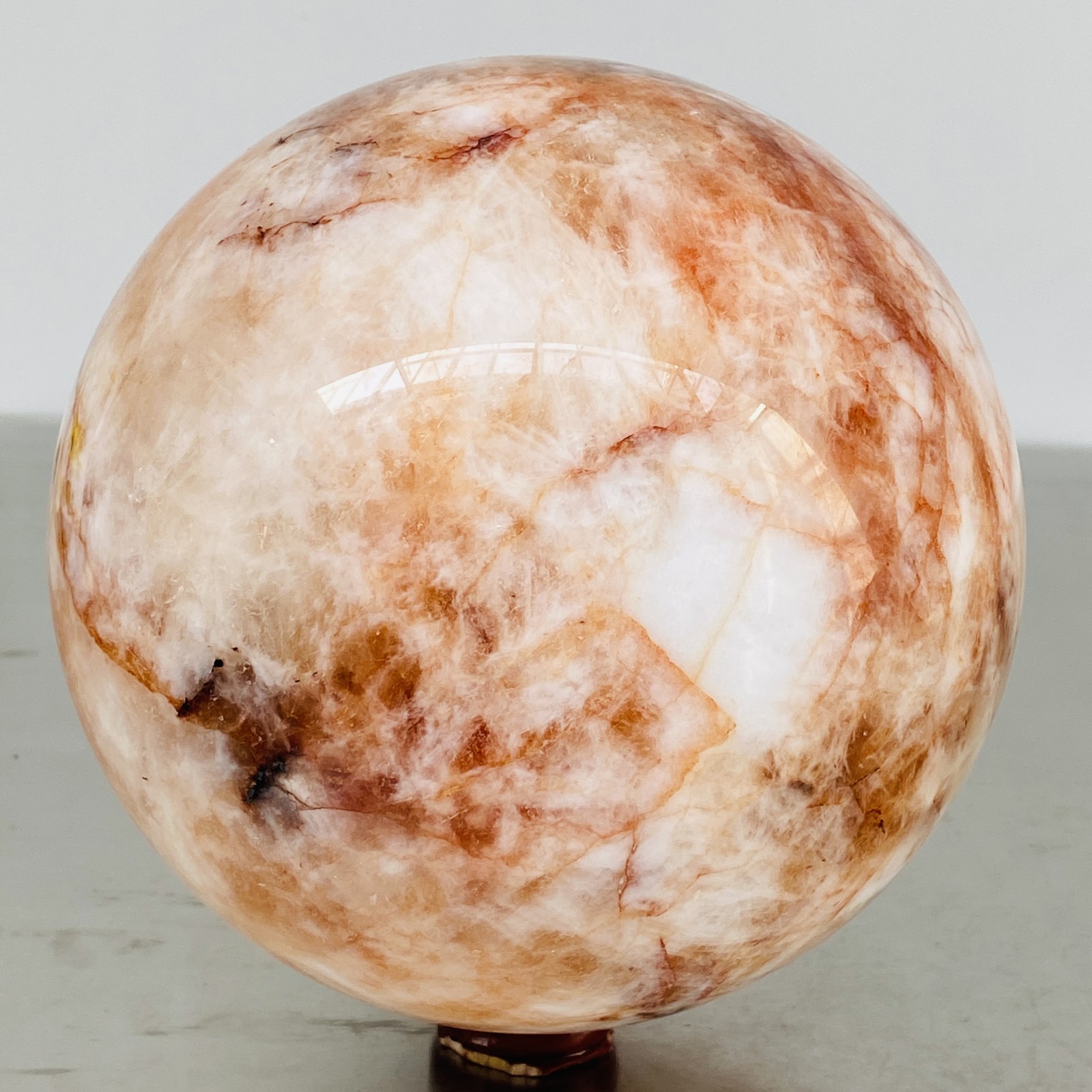 Natural Red Glue Flower Quartz Sphere Crystal Ball Healing 5640G