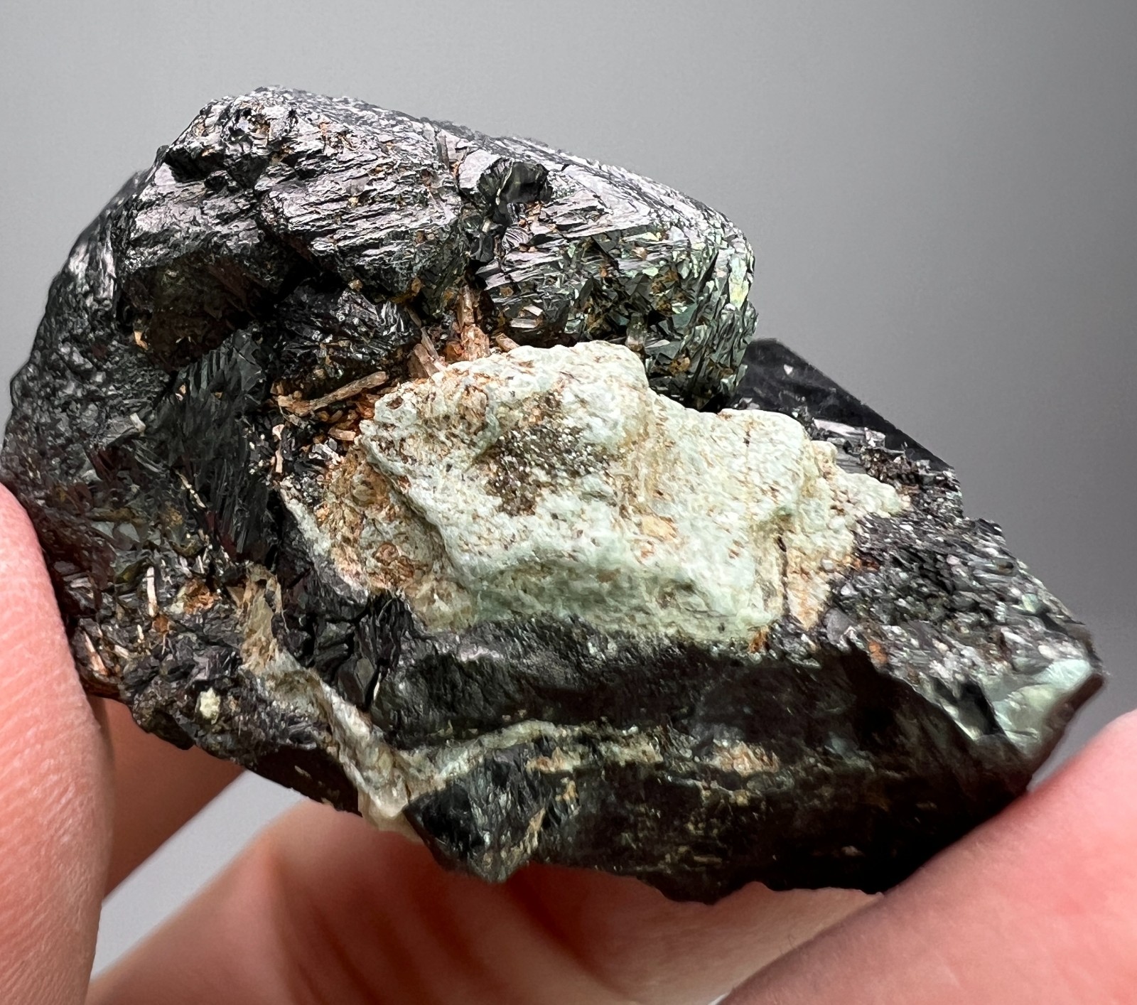 63 GM Magnetite Huge Crystal from KPK Pakistan N-2