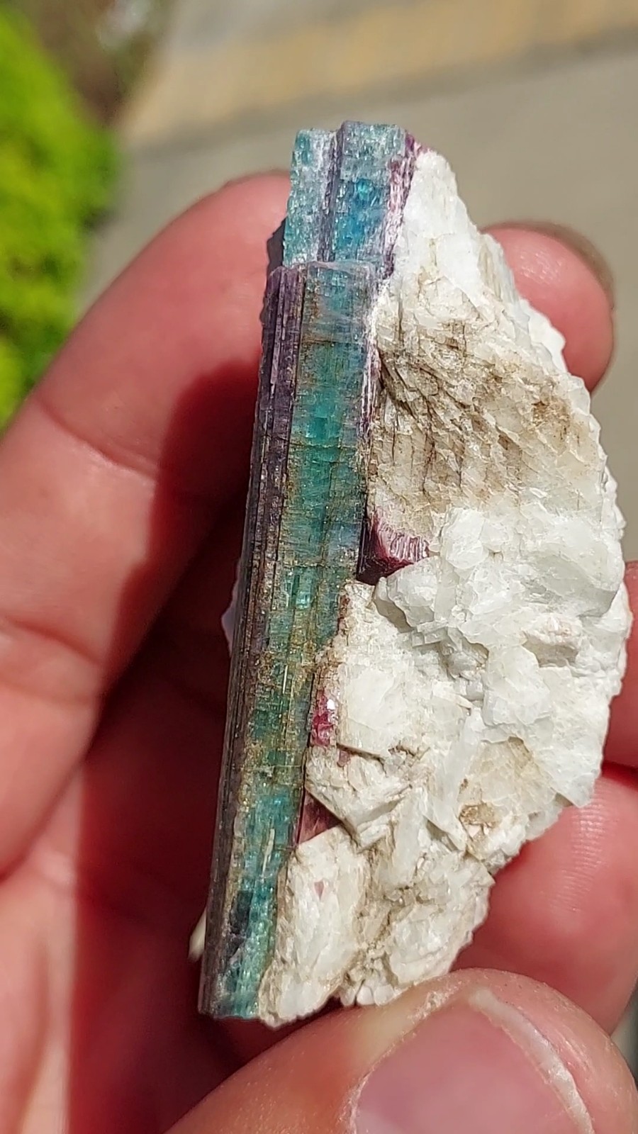 LARGE PARAIBA CUPRIAN BLUE PINK TOURMALINE COPPER BEARING BATALHA MINE BRAZIL