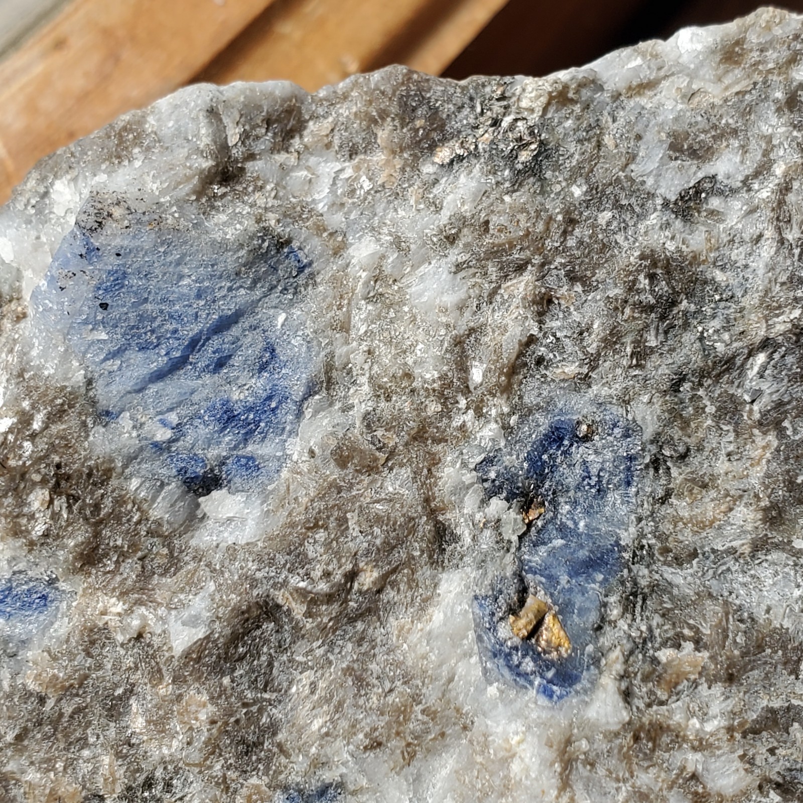 Sapphire Corundum Crystals in Matrix – Limecrest Quarry Sussex Co New Jersey NJ