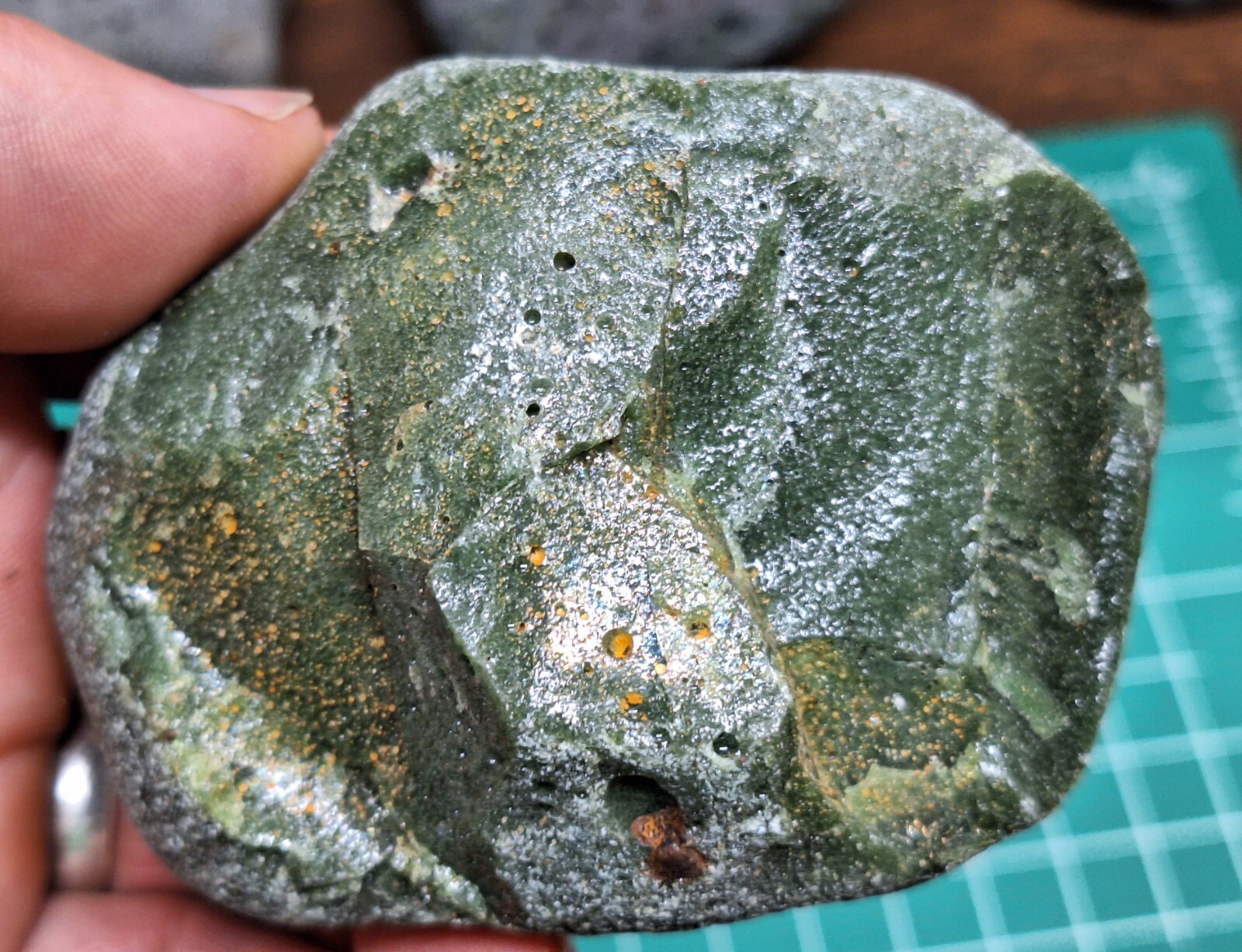 Michigan Leland Blue Stone 150 Year Old Furnace Glass – Beach Tumbled