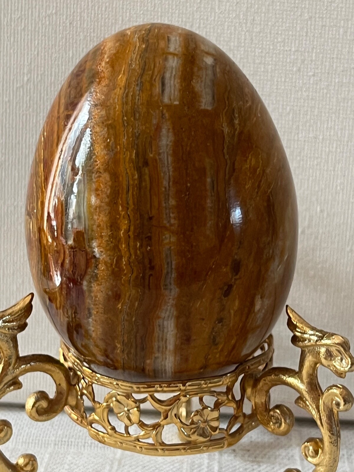 Gold Tripod dragons stand brown and reddish-brown stone Brazilian jasper egg..