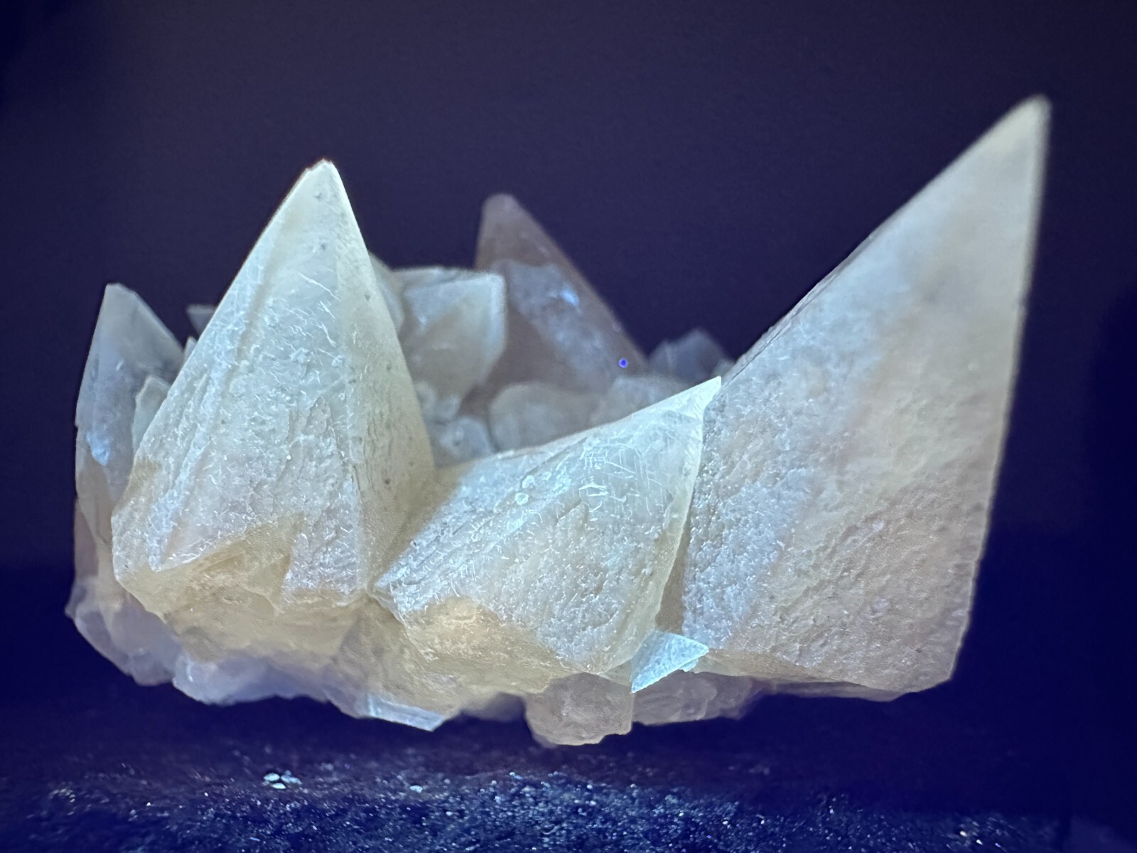 ➤ 1-1/2″ CALCITE CRYSTAL CLUSTER SPECIMEN – Pugh Quarry Ohio VIDEO➤893