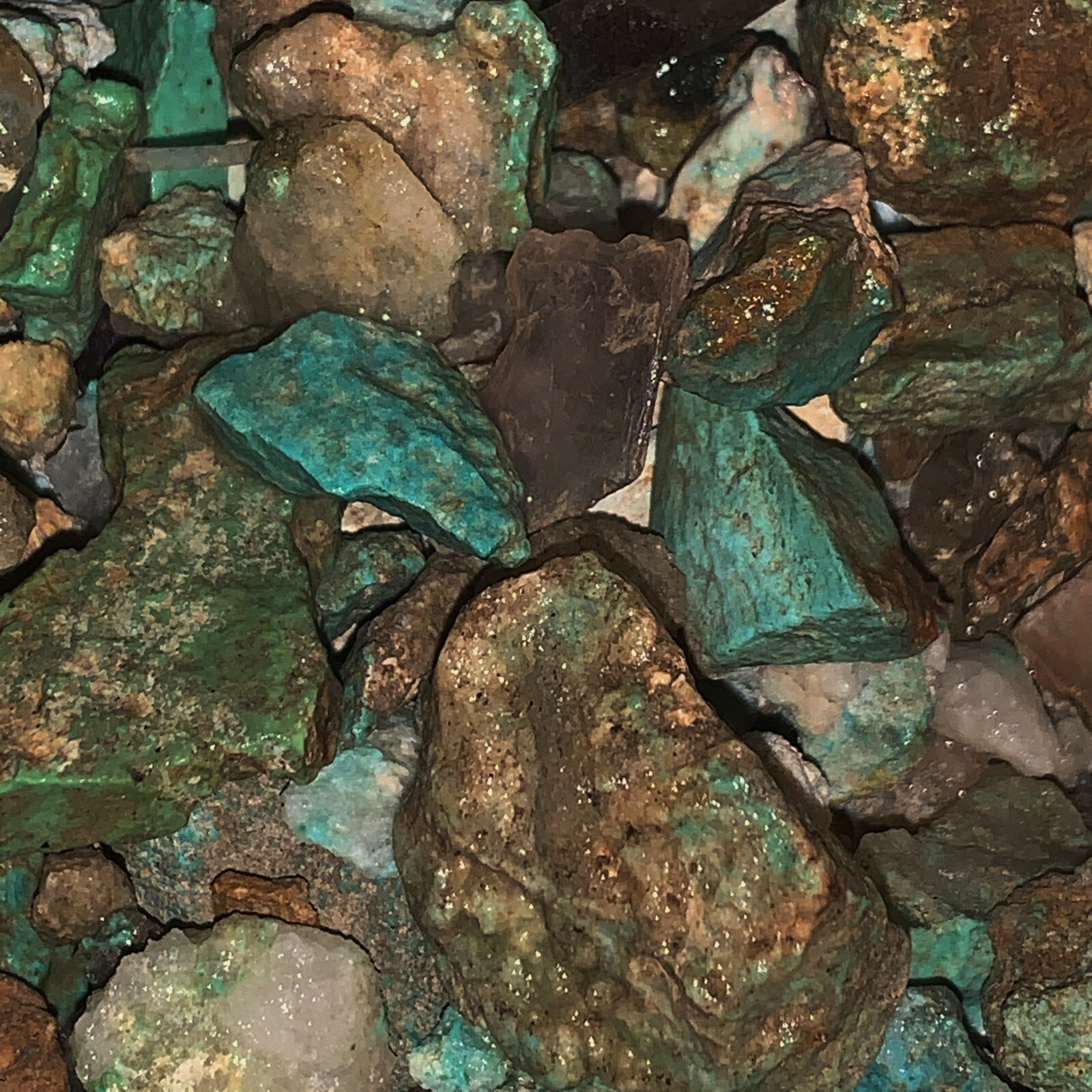 1000 Carat Lots of SMALL Natural Turquoise Rough + a Free Faceted Gemstone