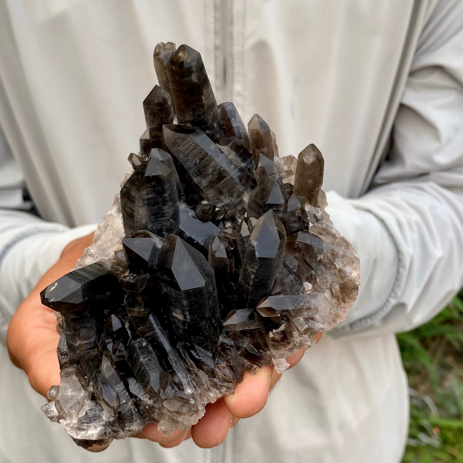 383G Natural smoky black quartz cluster crystal mineral specimen healing