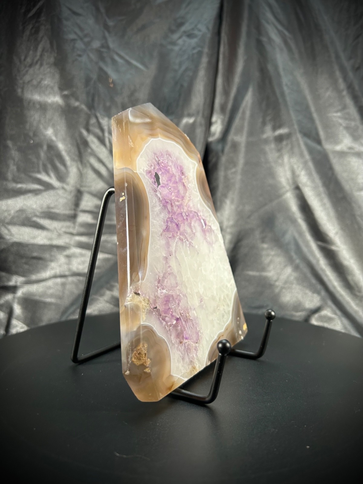 6.75″ Agate And Amethyst Slab Freeform With Metal Stand 1lb (454 grams)