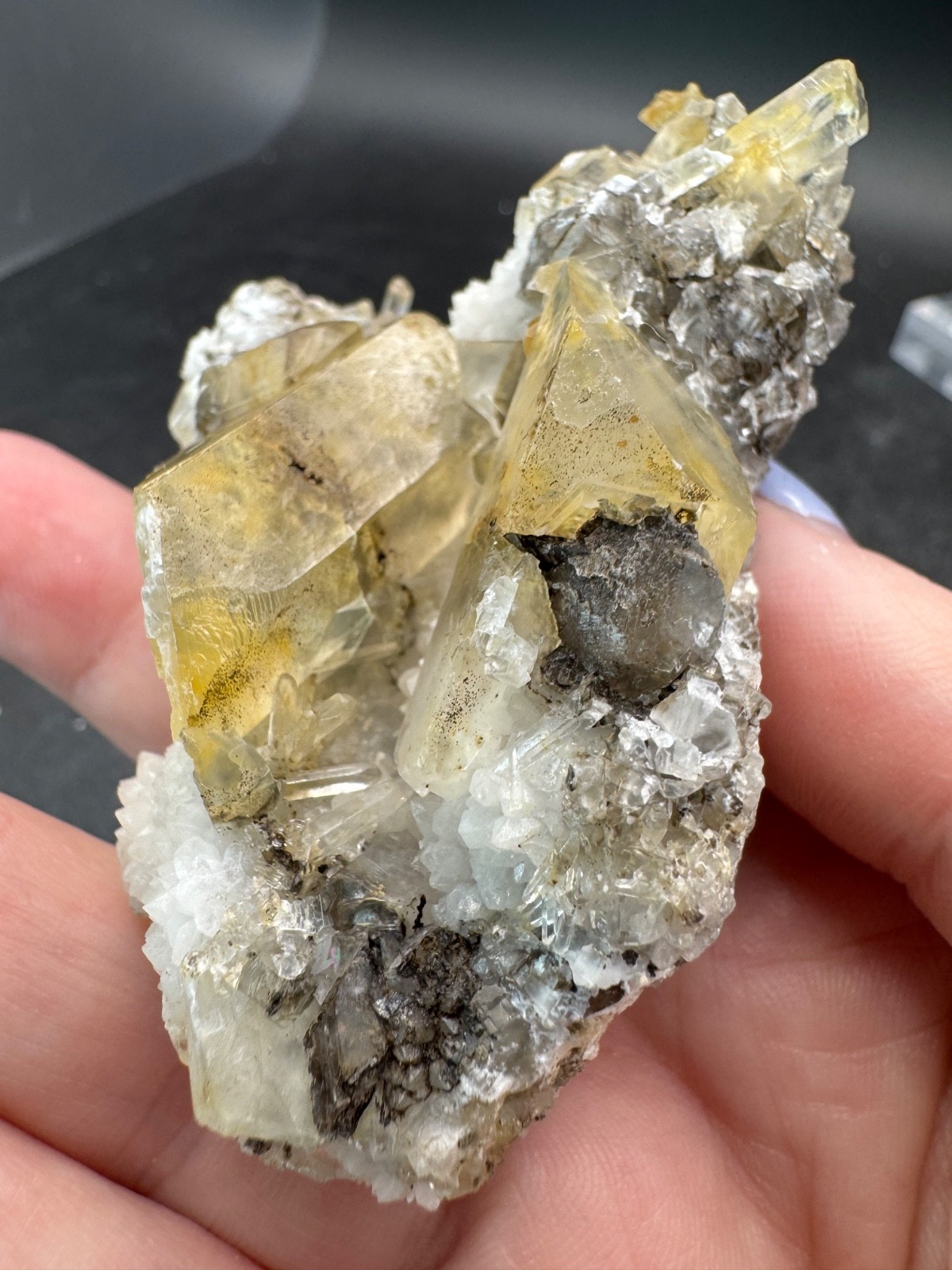 6557 Auralight Calcite on White Quartz BRIGHT UV Fu Jian 100g