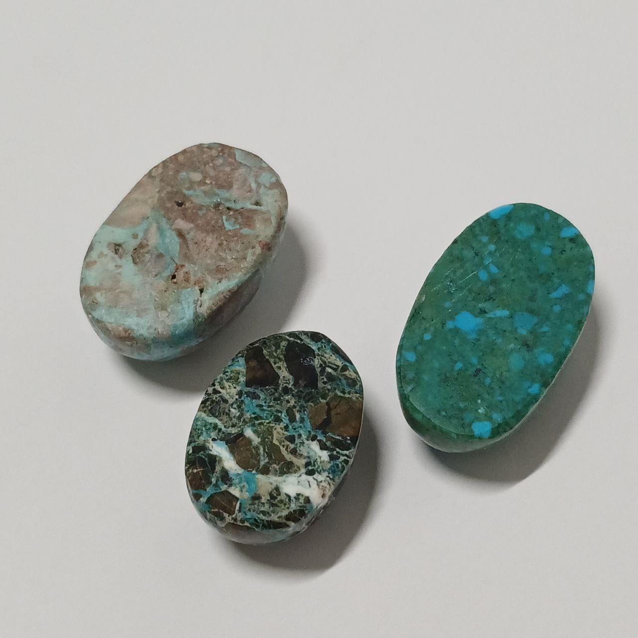Vibrant turquoise stone with blue-green patterns from Mexico, China, Egypt