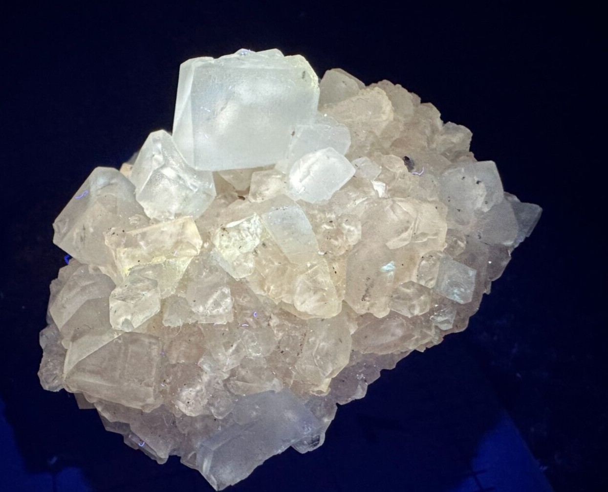 ➤ 2-1/2″ Unusual Shaped CALCITE CRYSTAL CLUSTER – Norristown Indiana VIDEO➤550