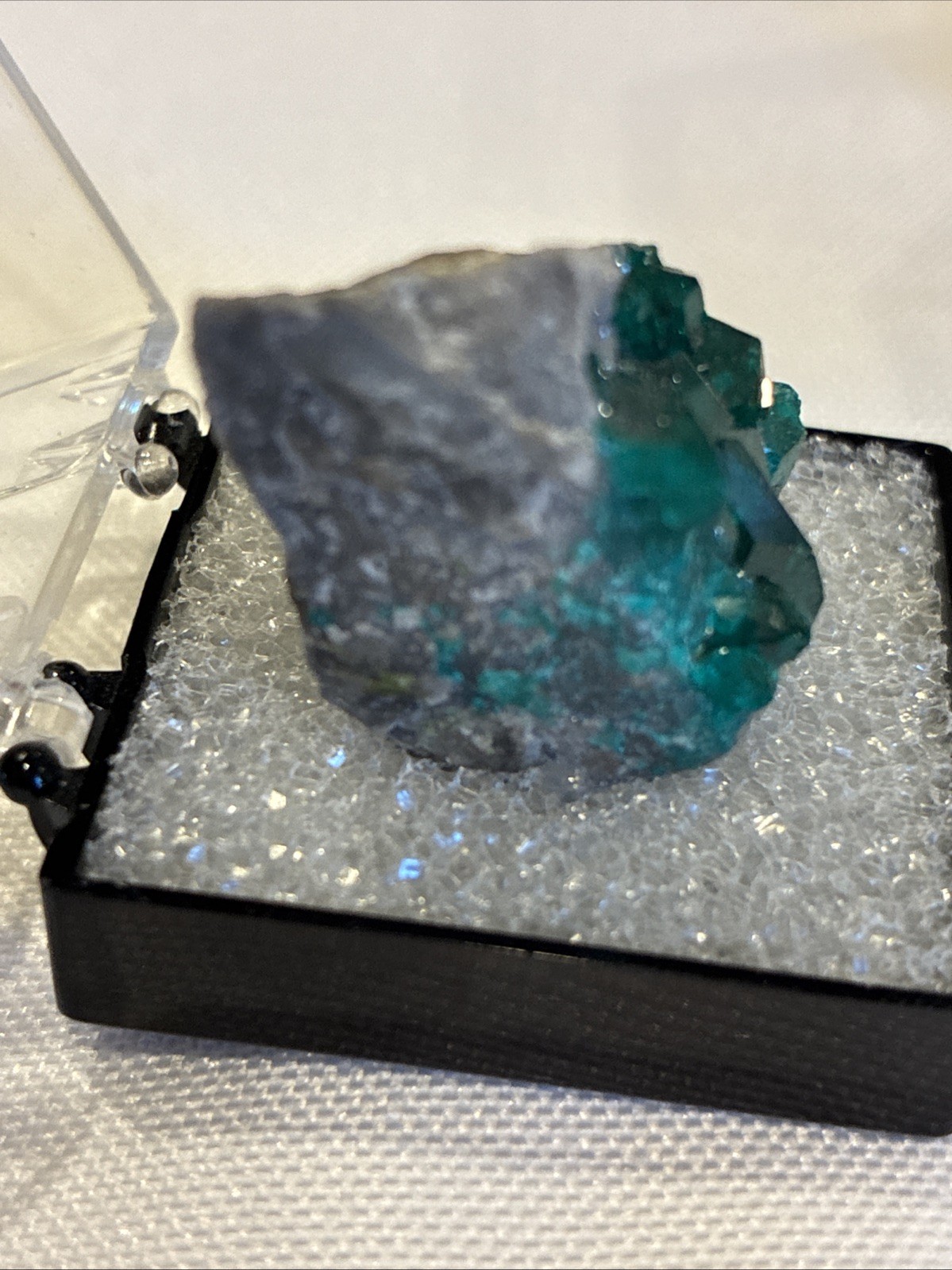 DIOPTASE TSUMEB SW AFRICA HYBLOCKROCKSTORE