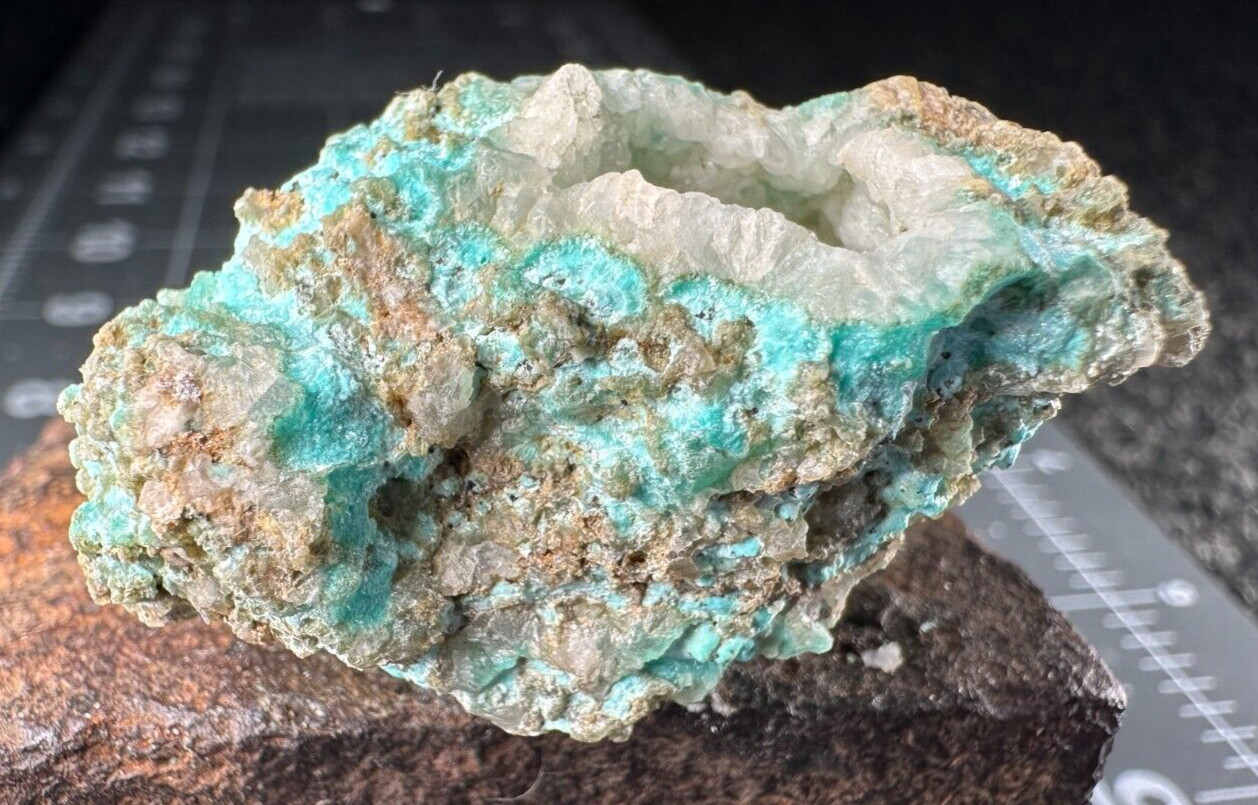 ➤ 1-5/8″ SMITHSONITE VUG – GRAPHIC MINE – MAGDELENA NEW MEXICO VIDEO➤876