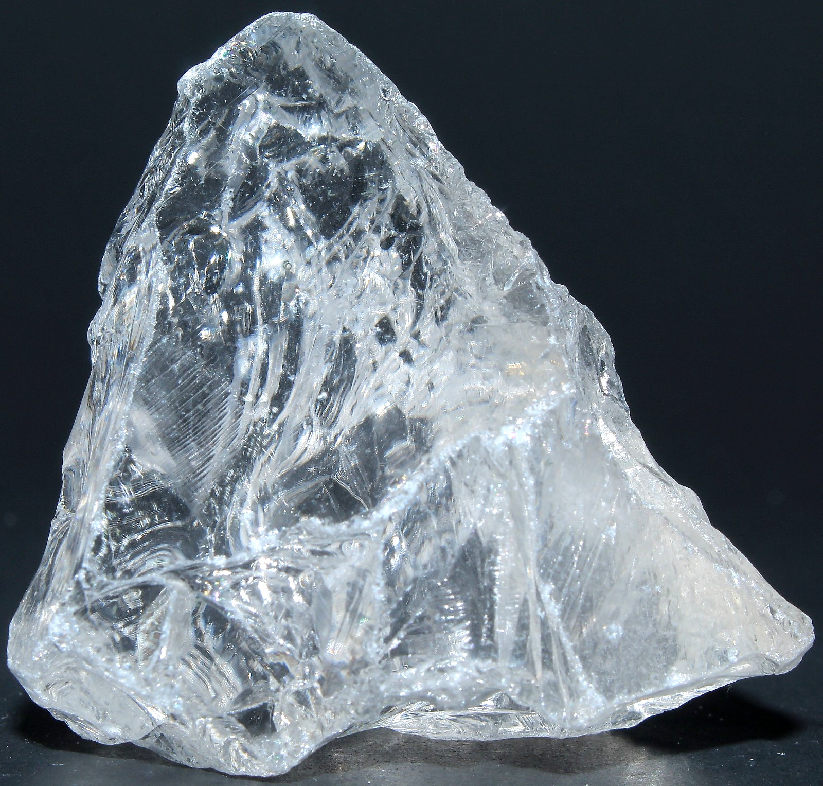 5 Pieces of XL Rough Brazilian Quartz / 16.20 oz (459.26gr) / 3827