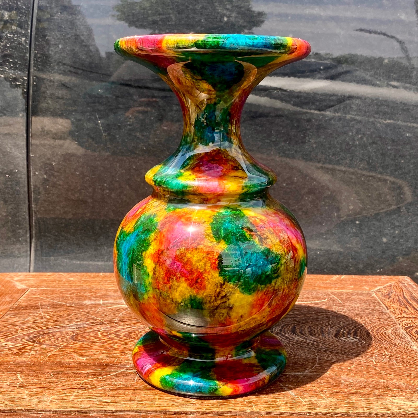 8..8LB A A Natural “Seven Colors Jade” vase specimen -Taiwan China mh633