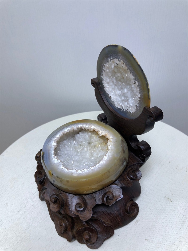 2.61LBNatural Agate Crystal Geode Quartz Bowl Wealth Spirit Energy Healing+Stand