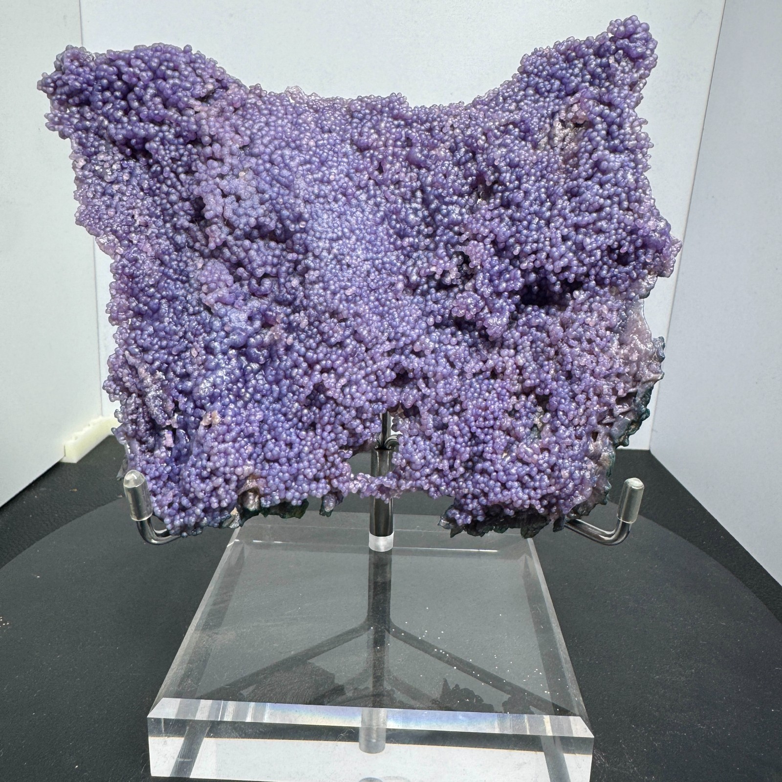 695G Natural purple grape agate quartz crystal granular mineral specimen