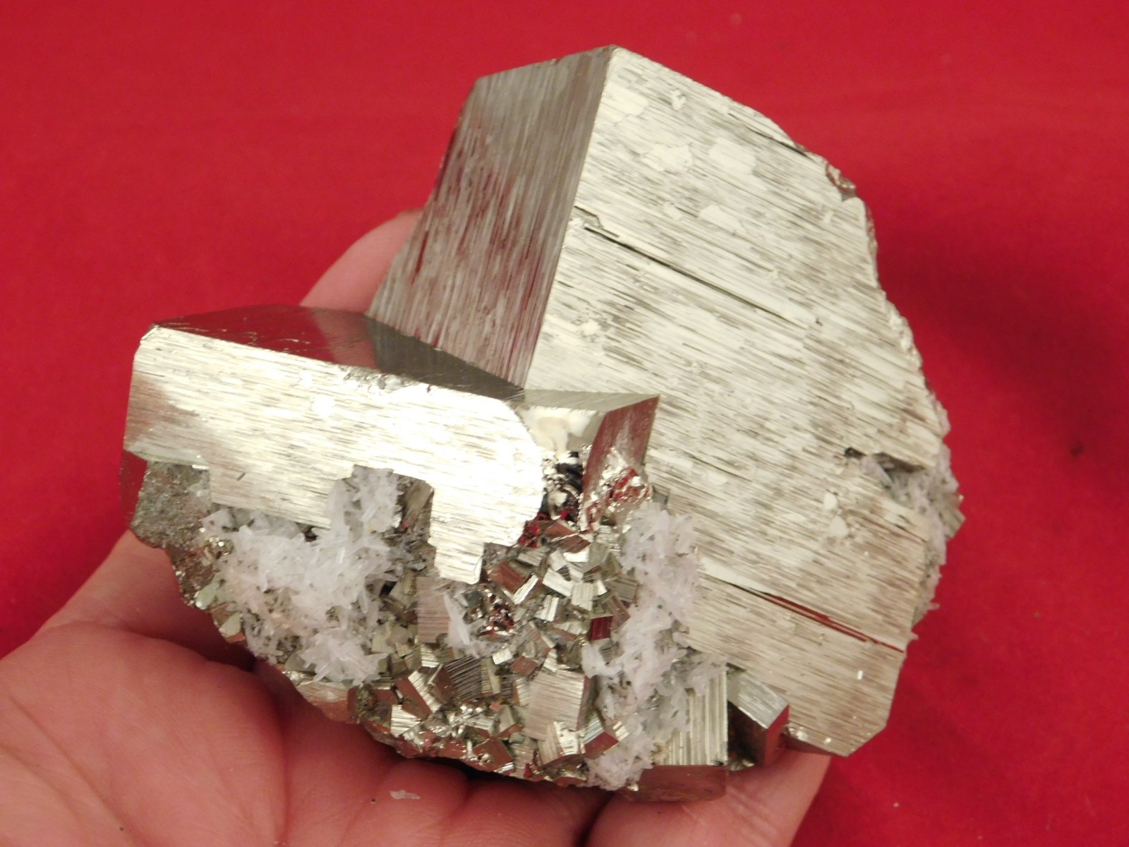 Big! Very Nice and 100% Natural PYRITE CUBE Cluster From Peru 506gr