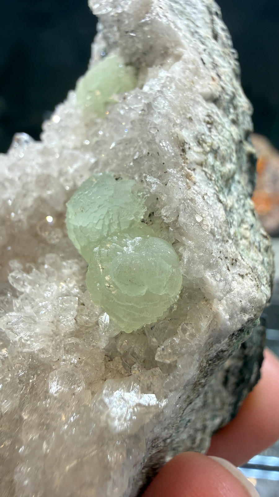 Prehnite, Quartz- Upper New Street Quarry, Passaic County, New Jersey, USA