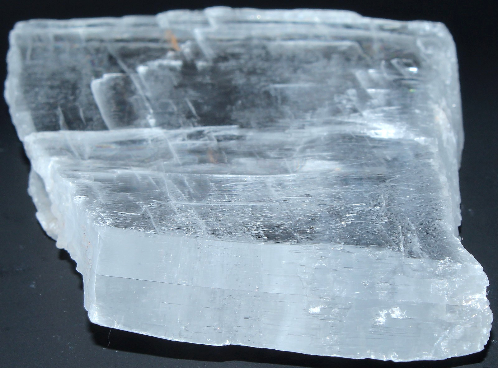 XL AAA Utah Ice Selenite Slab / 6.20″ (157.48mm) / 16.00 oz (453.59gr) / 3725