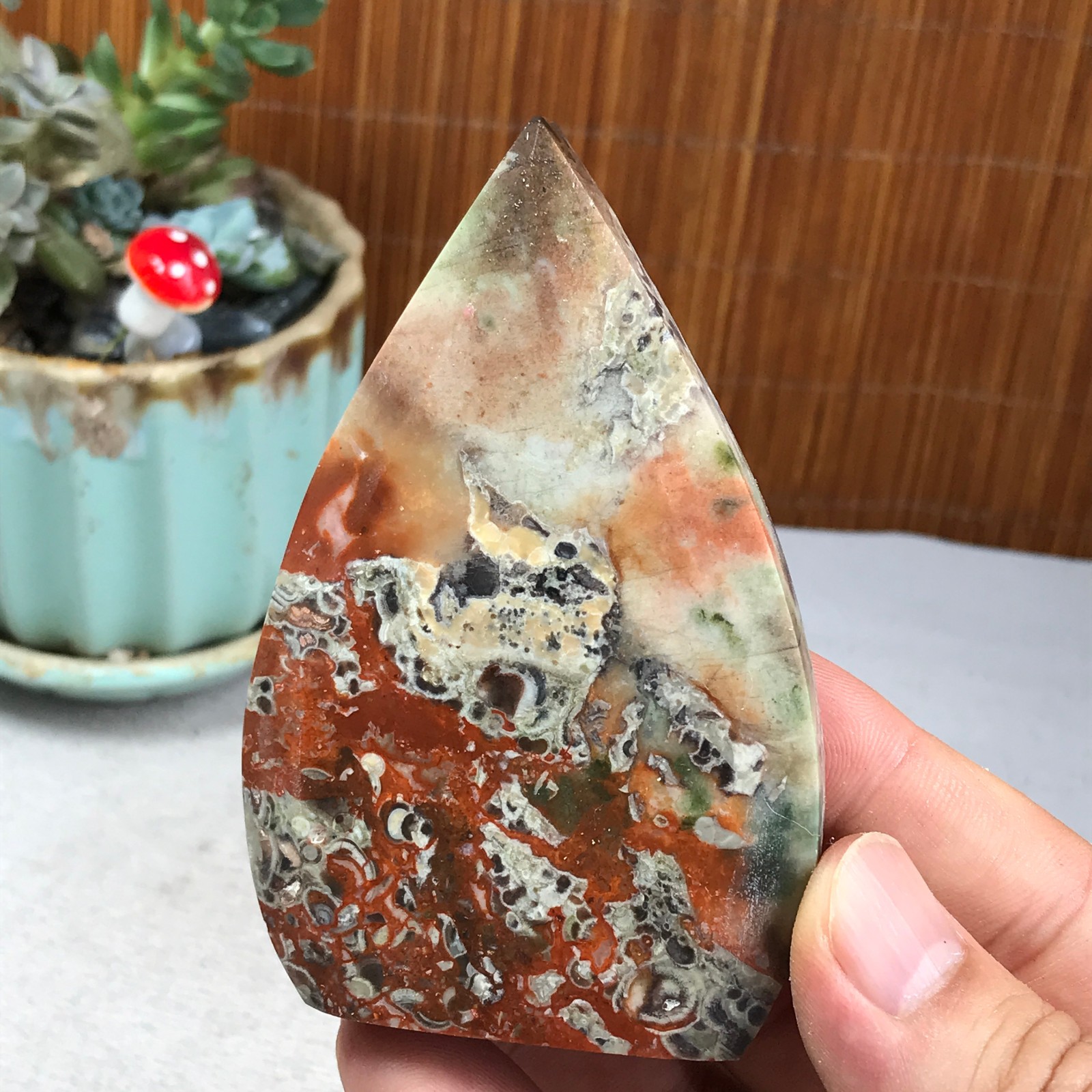 Natural money Mexico agate hand carve leaf Crystal Specimen free standing A6271