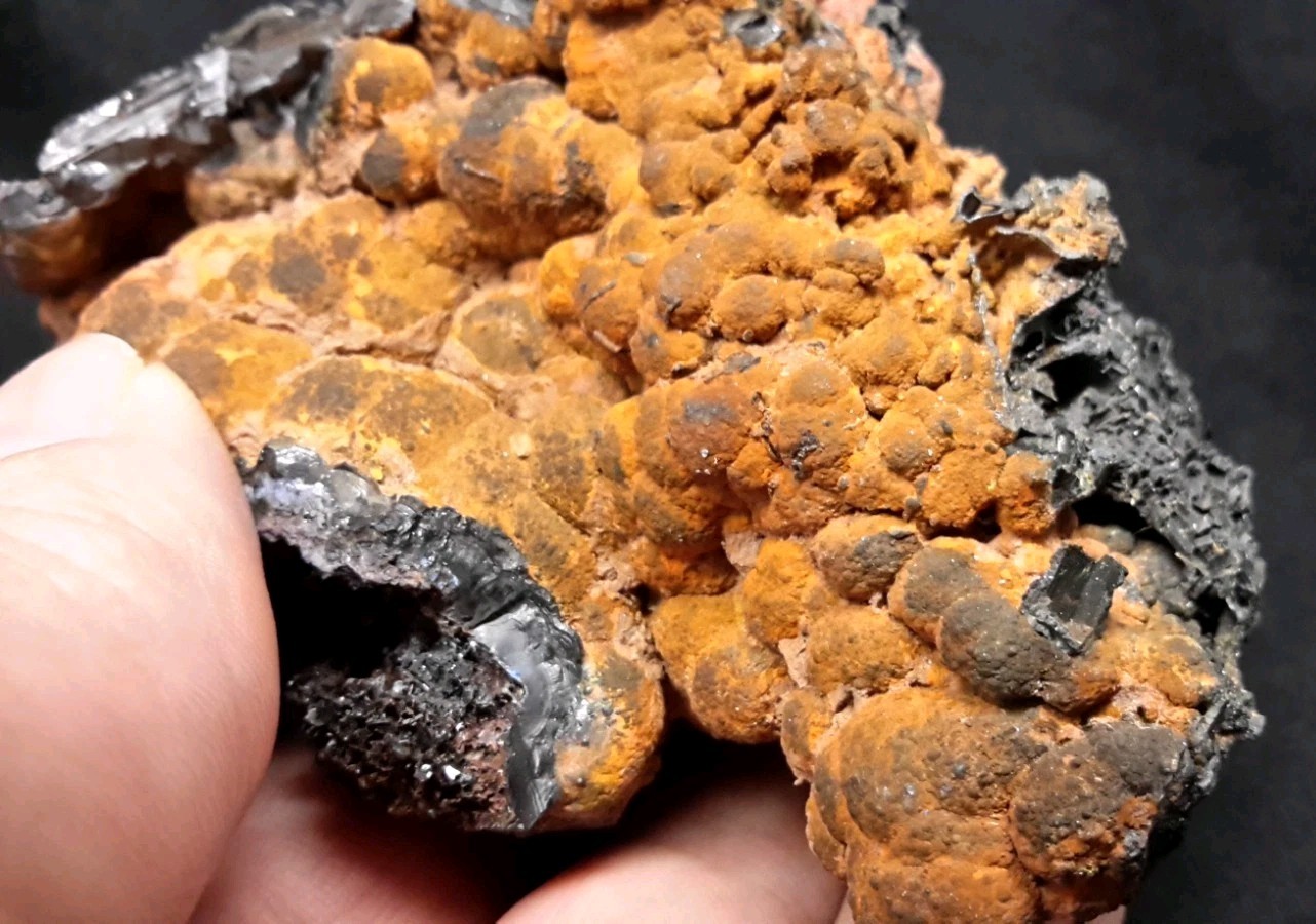 3.5″ SMITHSONITE on GOETHITE from Laurion, GREECE