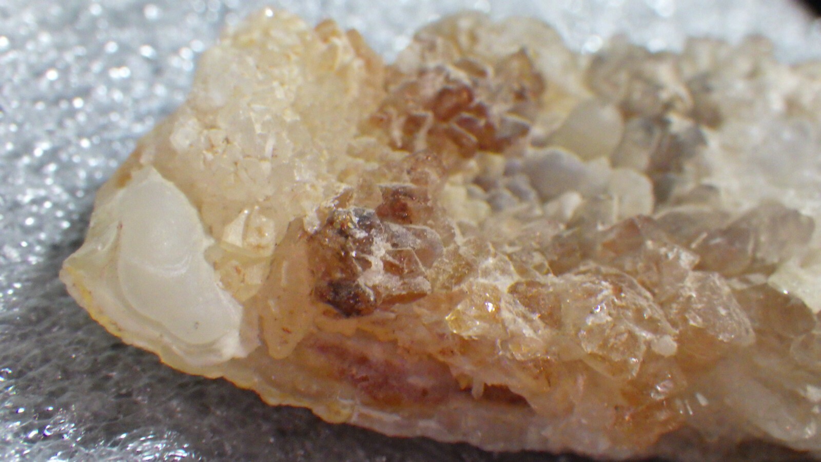 2 7/8X 1 7/16X7/8 crystal pendant chime wall hanging art piece 1.8oz rootbeer