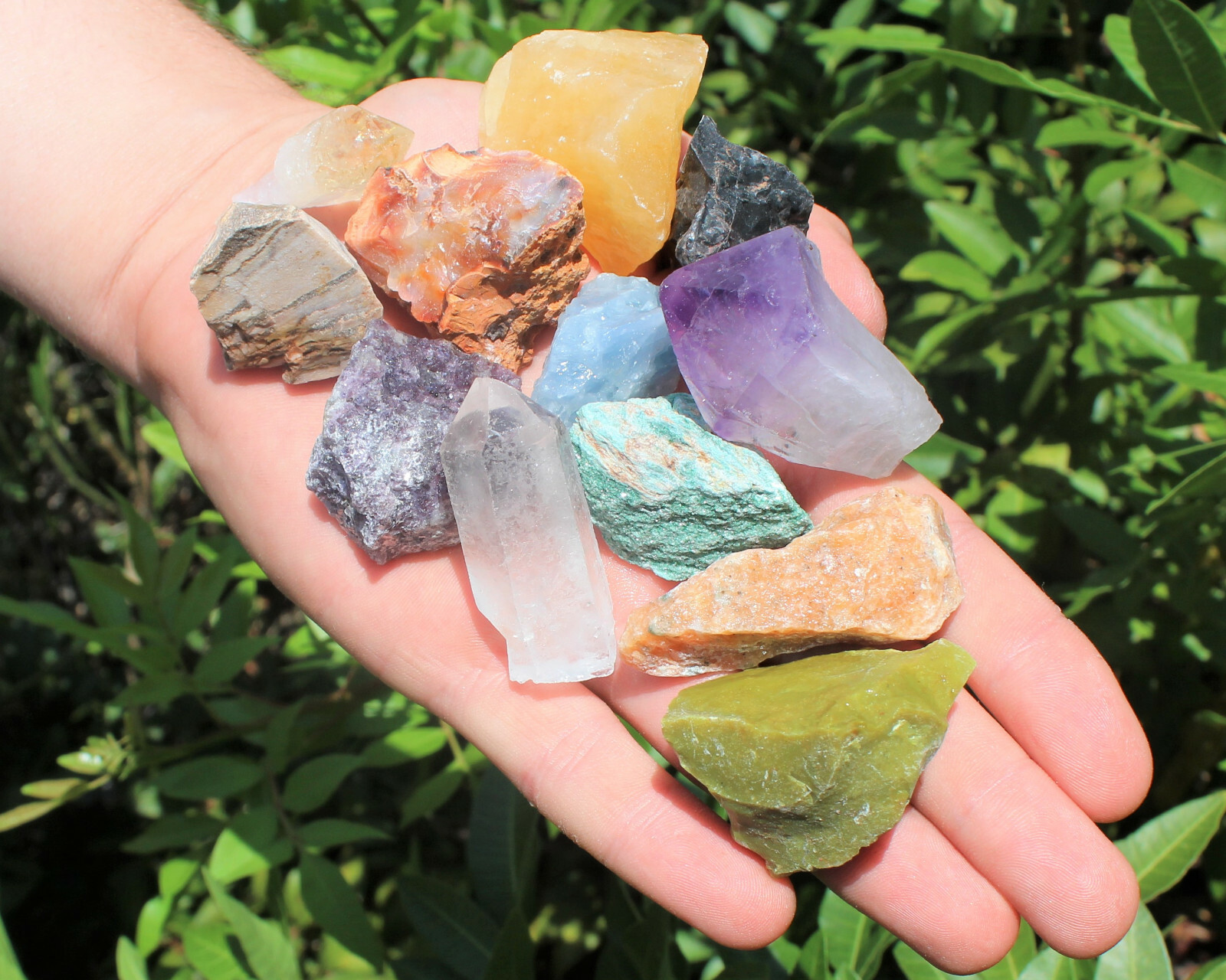 Bulk Crafters 1 lb Mix Natural Gems Crystals Raw Mineral Specimens Rocks 16 oz
