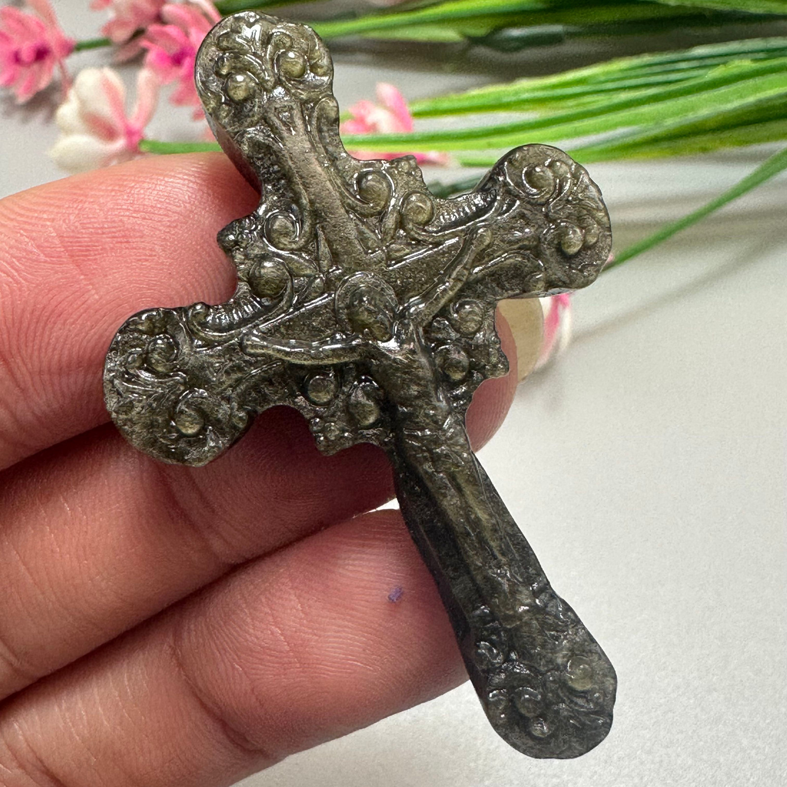 Natural Gold Obsidian Christianity Cross Quartz Jesus Crystal Reiki Healing 1PC