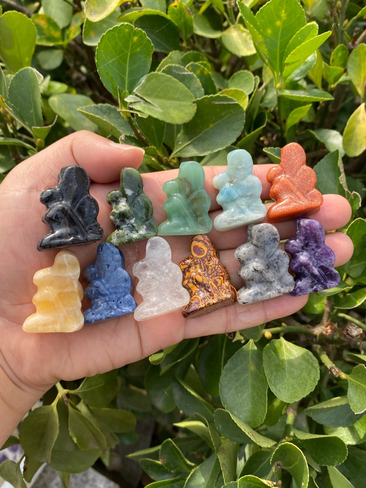 5pcs mixed Natural Quartz carved crystal fairy skull reiki healing gift random