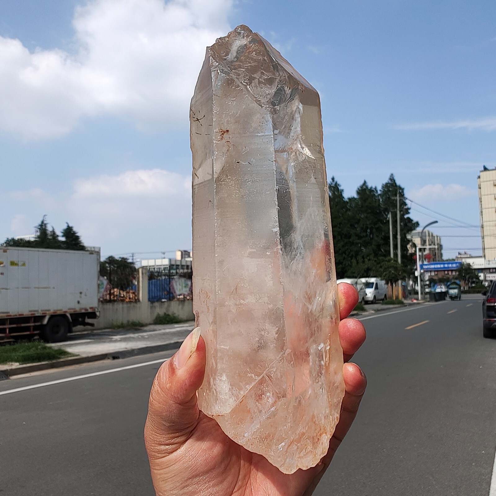 2.71LB Bright LEMURIAN Healer Quartz Crystal RECORD KEEPER Dazzling X889