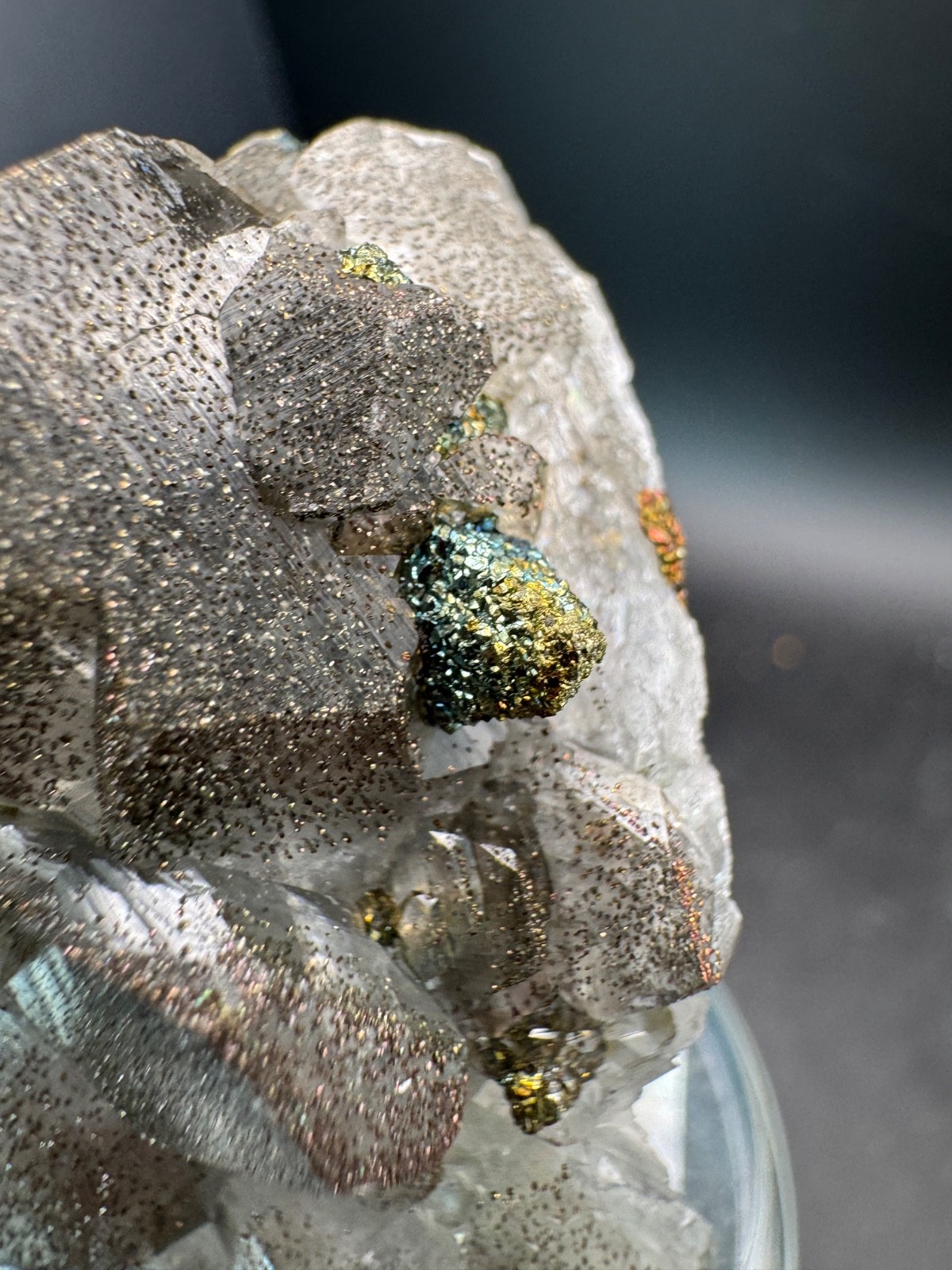 6703 Rainbow Chalcopyrite on Gray Benz Calcite Fu Jian 55g