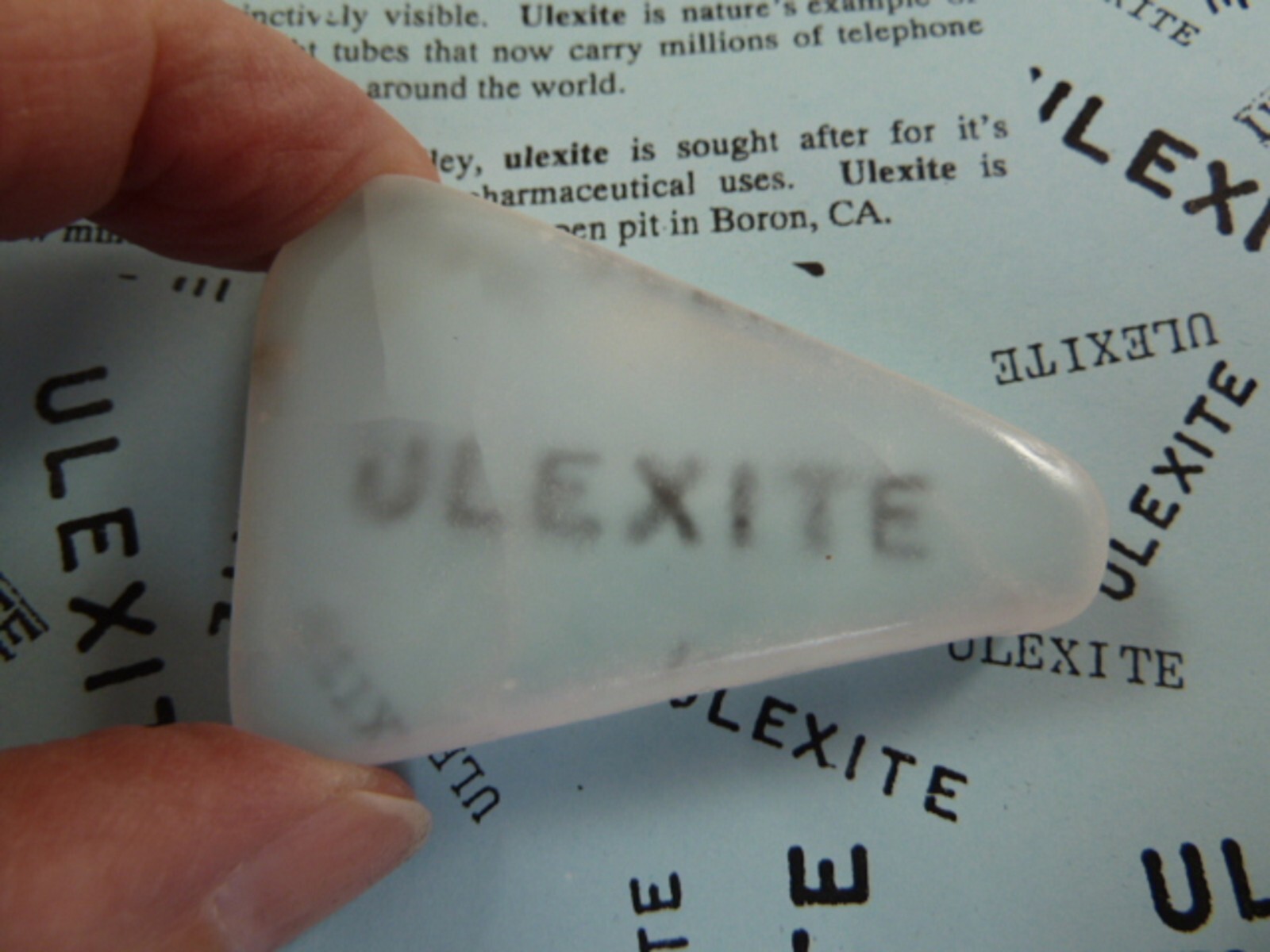 (r32-36) 2-1/8″ Ulexite gemstone Mineral TV rock mine mined rocks Boron CA USA
