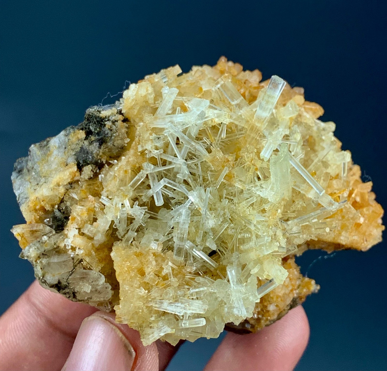 500CtsTop Quality Aquamarine Crystals Bunch From Skardu Pakistan.Rare Color