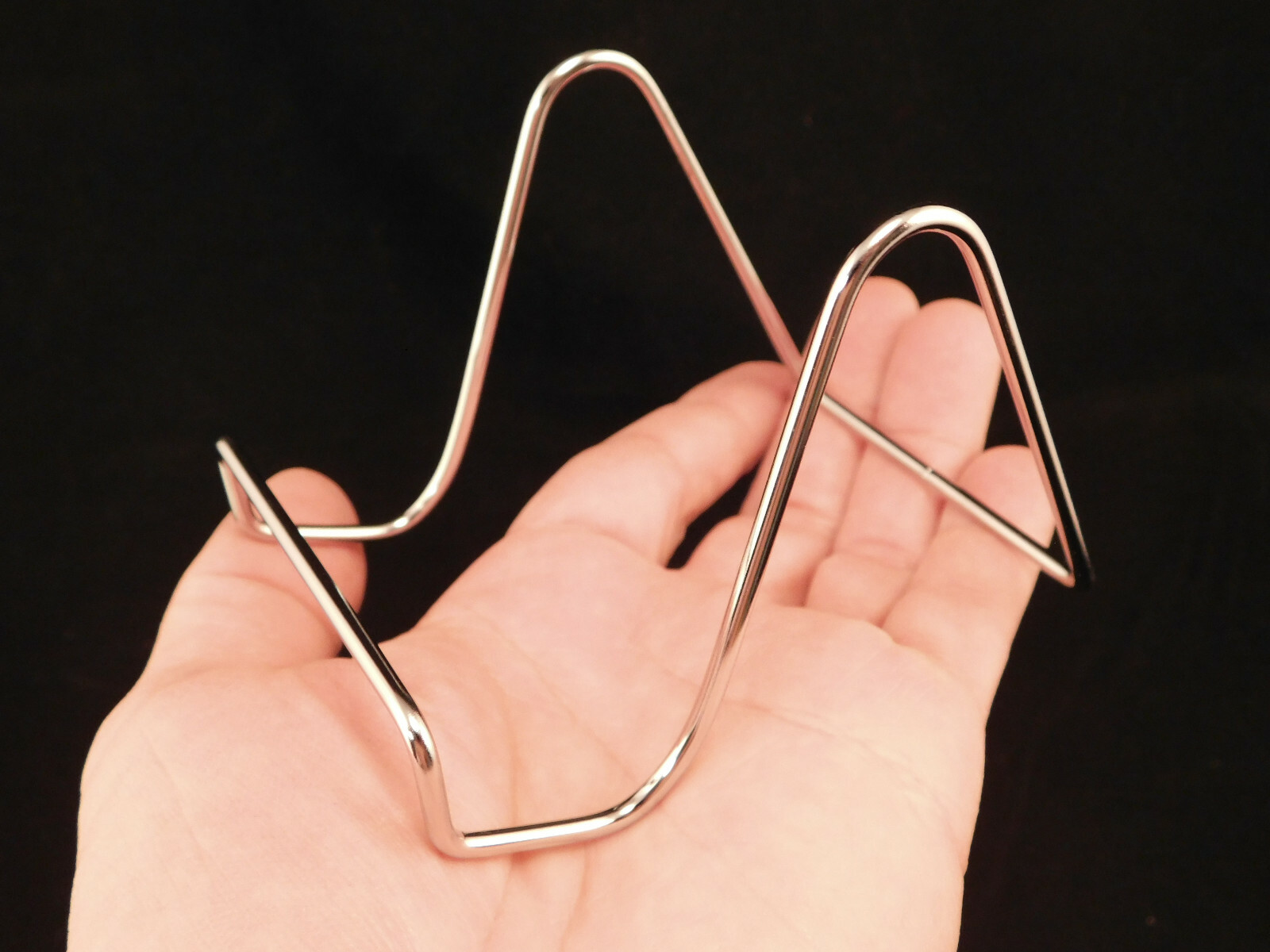 Easel Display Stand Metal Small Size Chrome / Silver