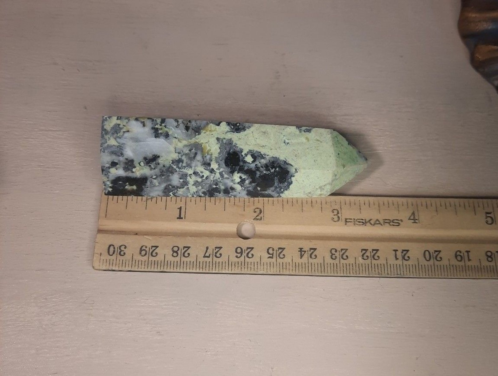 3.5″ Peruvian Serpentine with Magnetite Crystal Tower (94g)