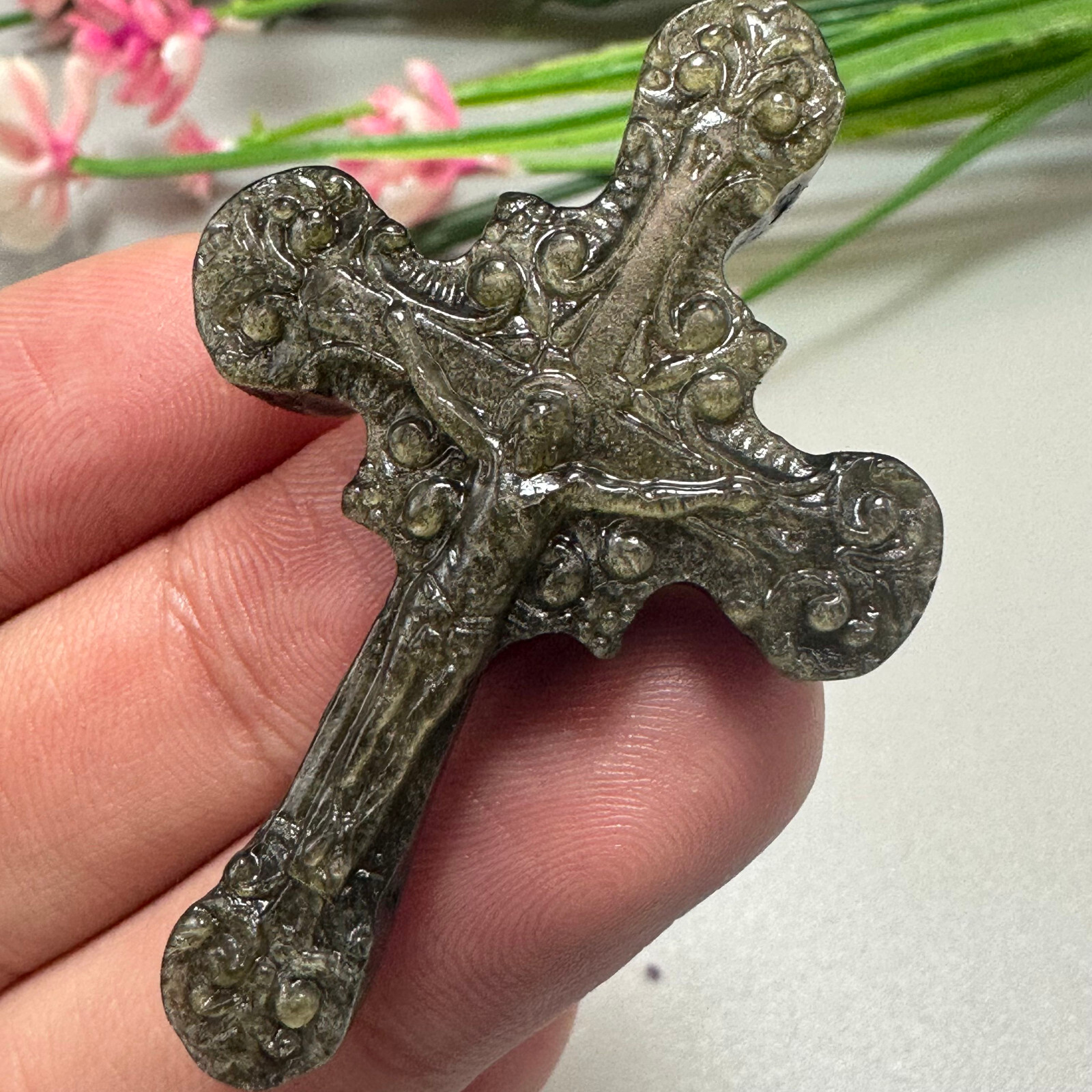 Natural Gold Obsidian Christianity Cross Quartz Jesus Crystal Reiki Healing 1PC
