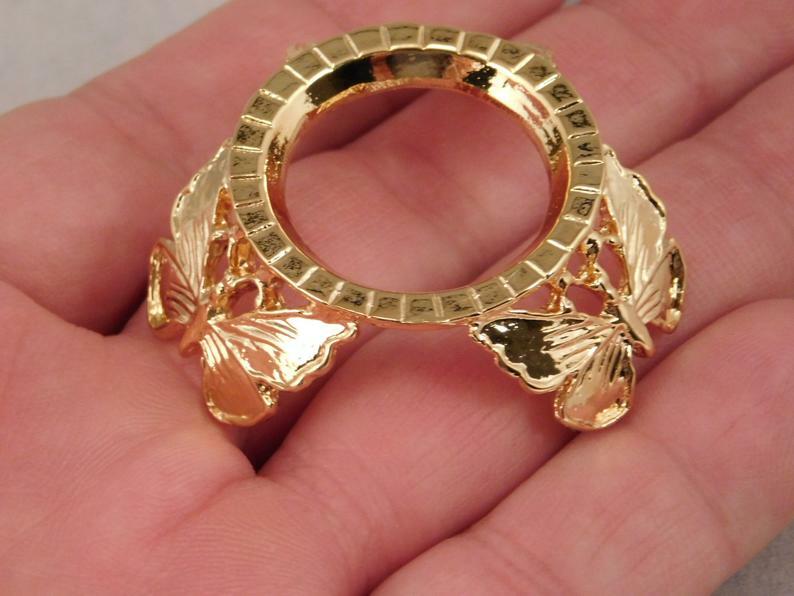 Sphere Display Stand BUTTERFLY Design Gold Color Small Size