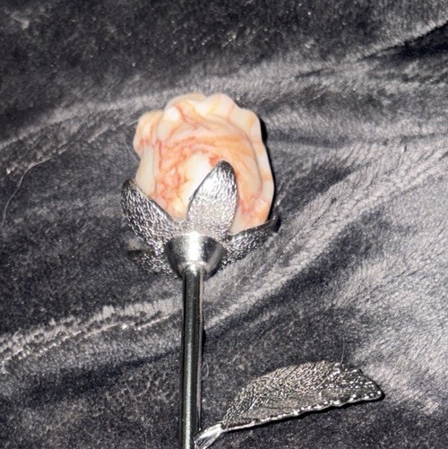 Forever Rose / Birthday Gift / Love Gift / Gemstone Carvings