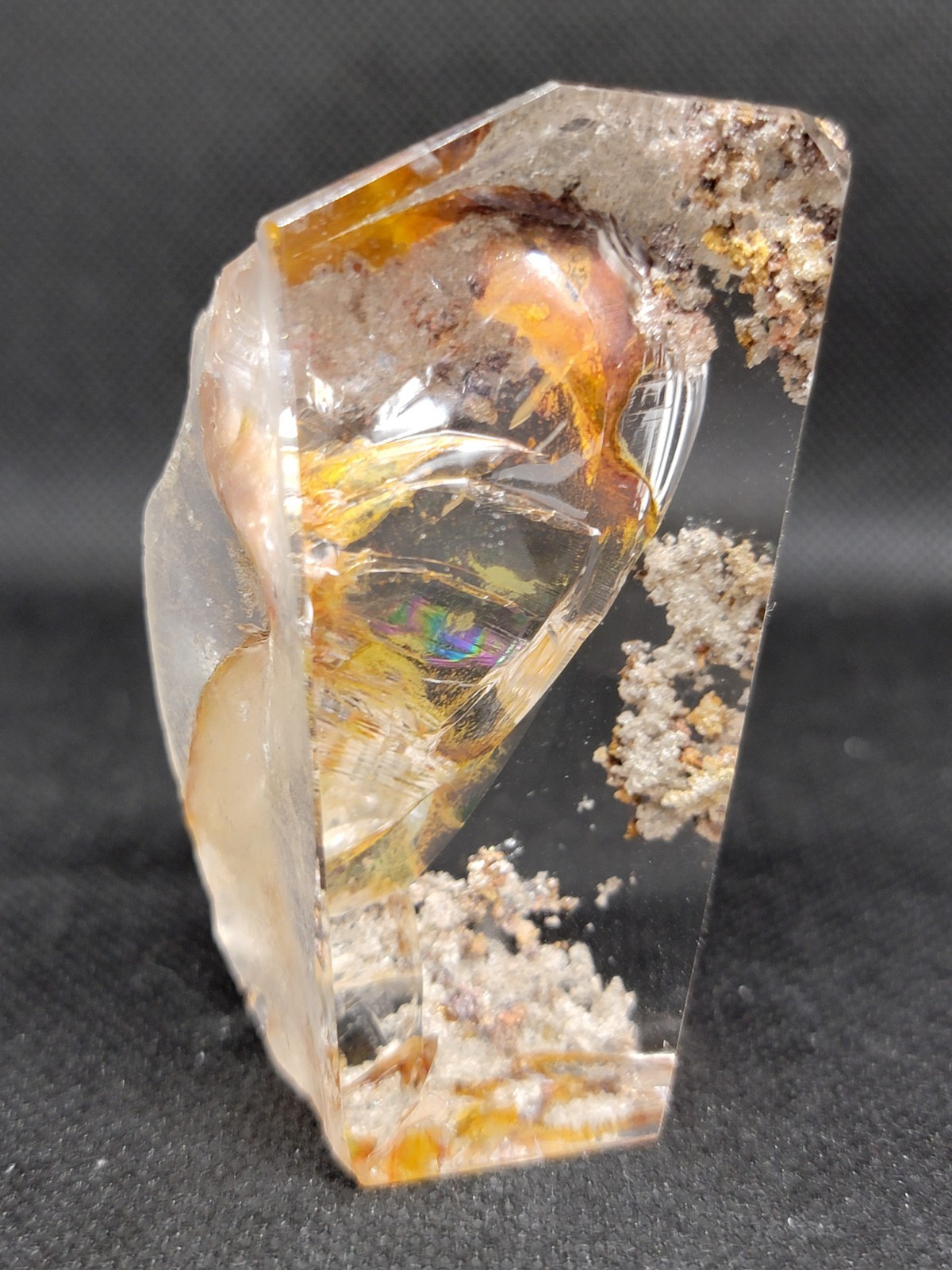 “Golden Healer” Garden Quartz with Large Rainbow and Amazing Clarity – US Seller