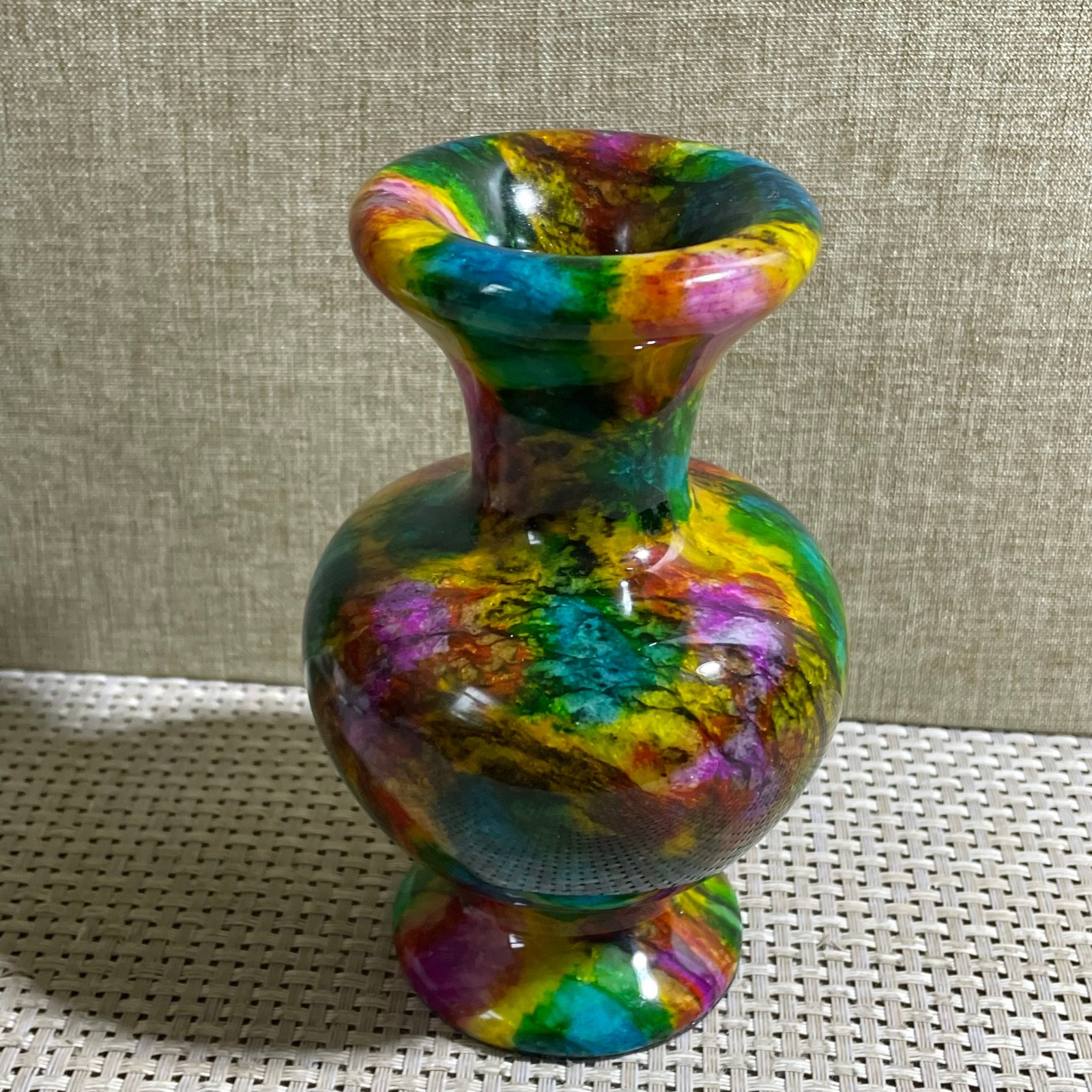 850g Seven Colors Jade vase specimen Decorative -Taiwan China