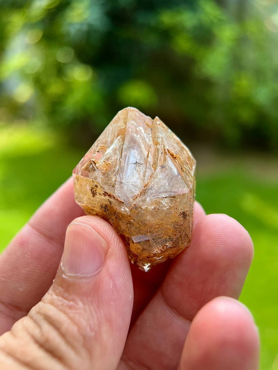 25 Grams Superb Fully Natural Clay Included Window / Fenster Quartz Crystal