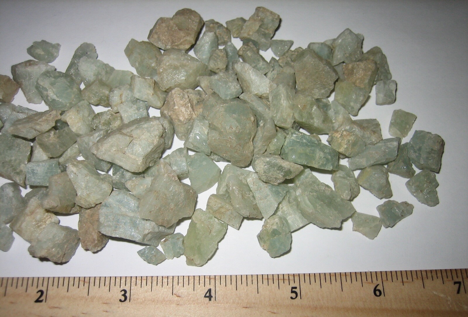 124 SMALL NATURAL 0.2″- 0.7″ AQUAMARINE BLUE BERYL CRYSTALS NH, USA ~ 168.7g *A