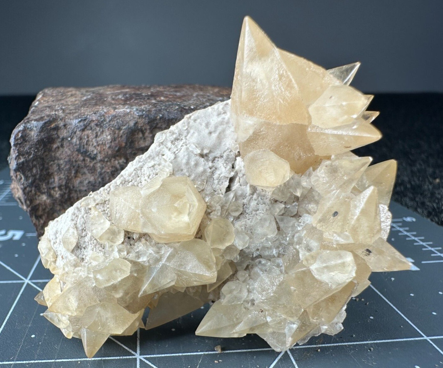 ➤ 2-1/2″ CALCITE CRYSTAL CLUSTER SPECIMEN – Pugh Quarry Ohio VIDEO➤843
