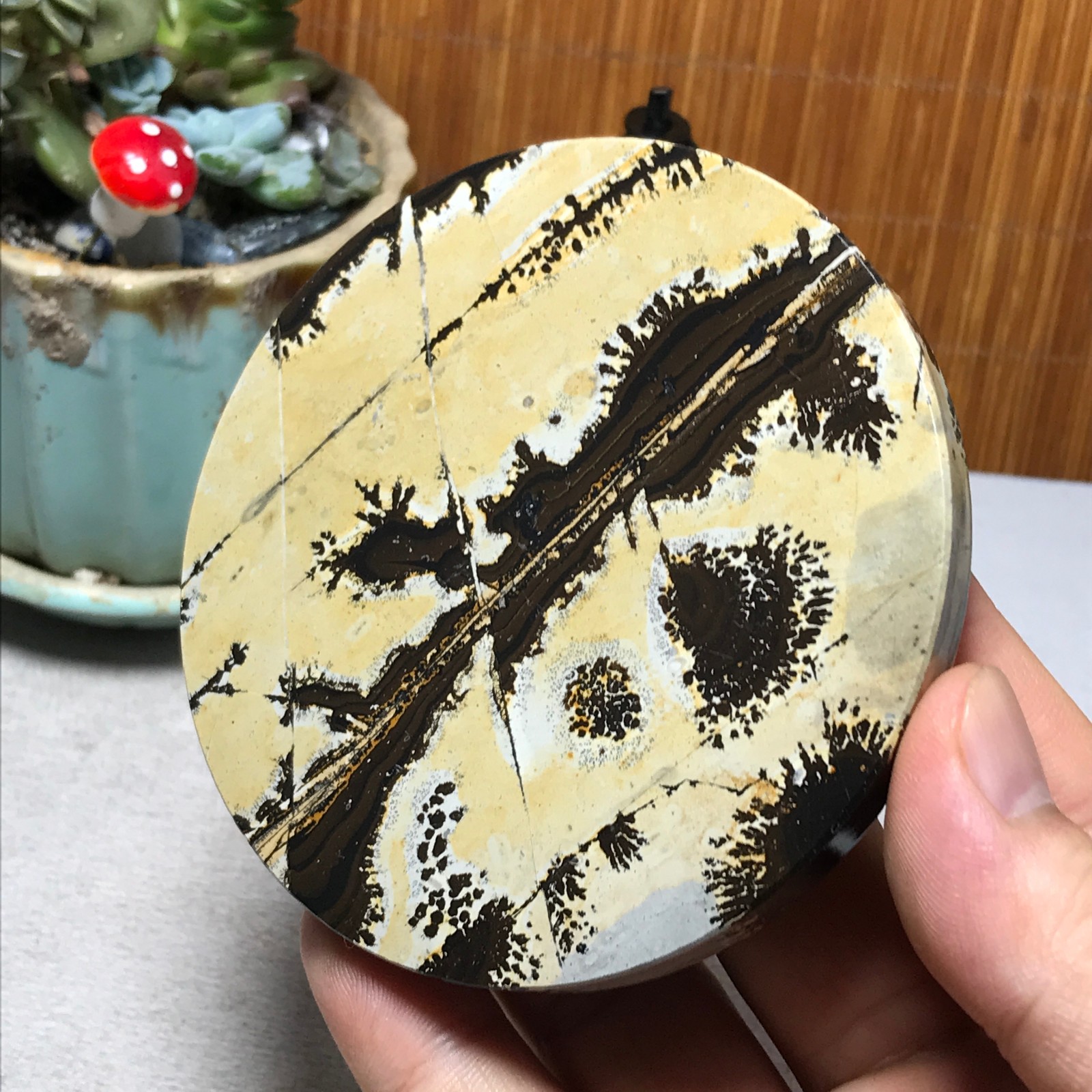 93mm Natural Chinese painting stone crystal ornaments for home decoration A6445