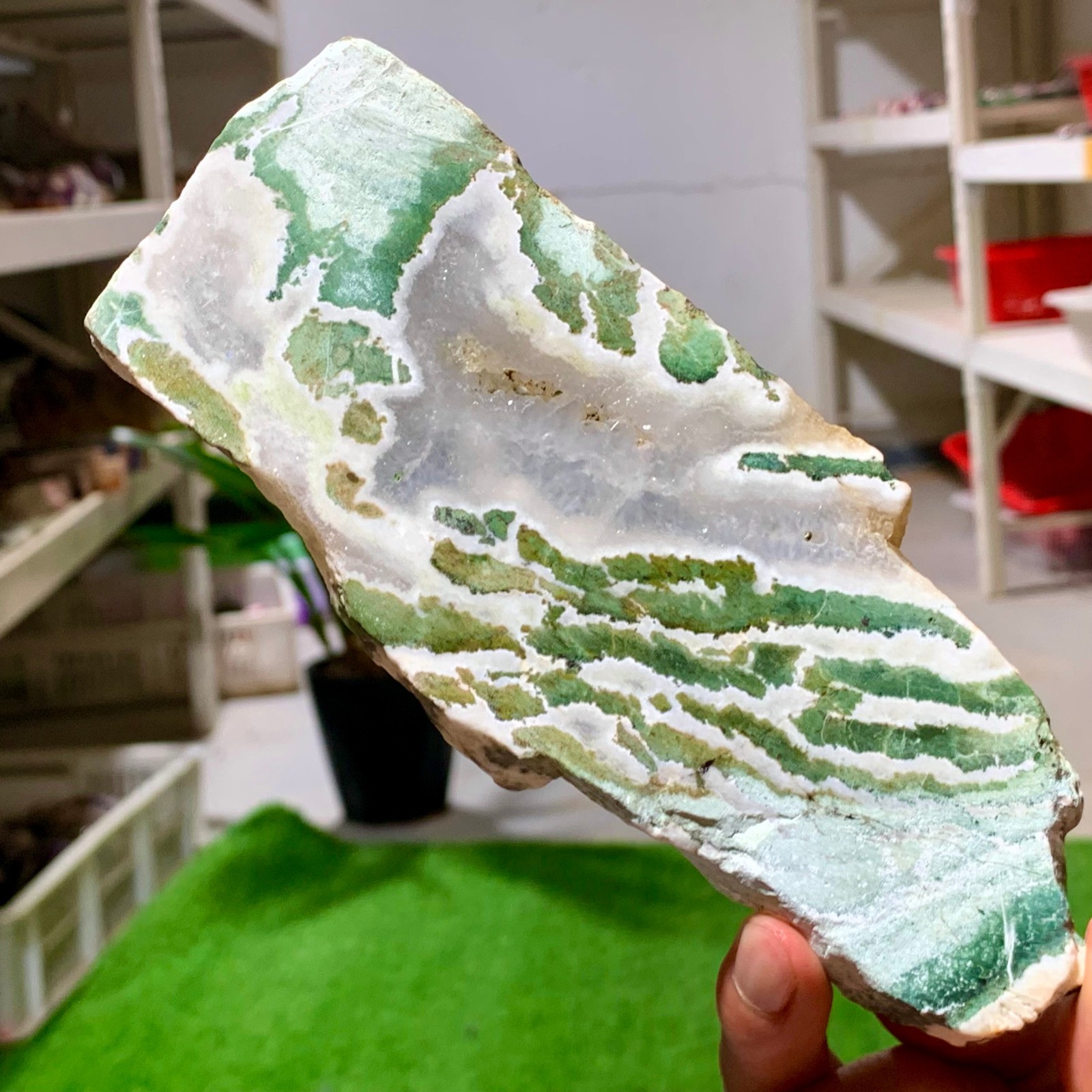 300G Natural green moss agate crystal raw stone flakes quart specimen