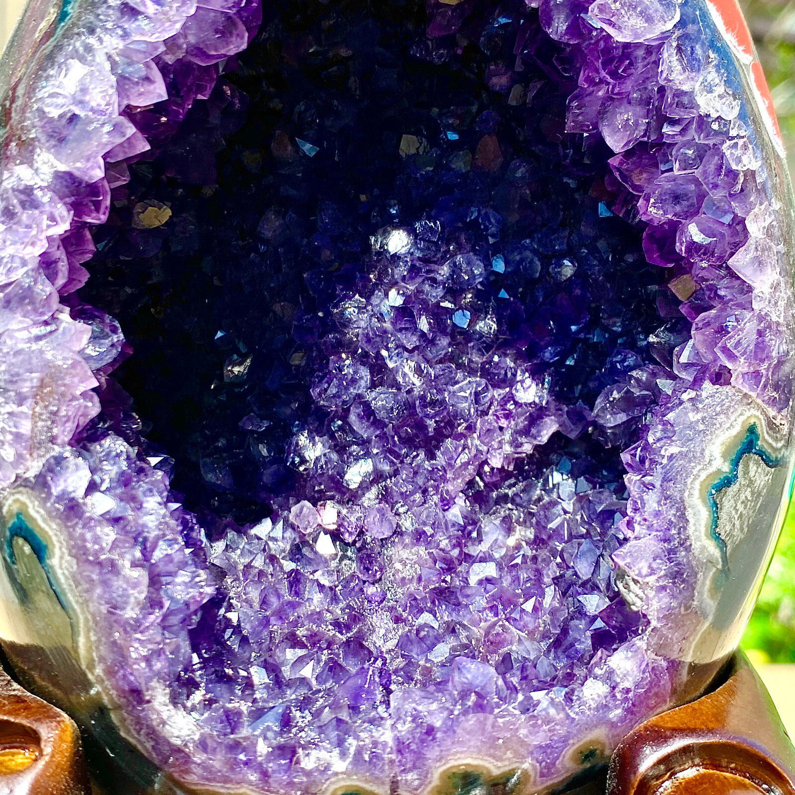 4.99LB Rare Uruguayan amethyst dragon egg cave decoration+base