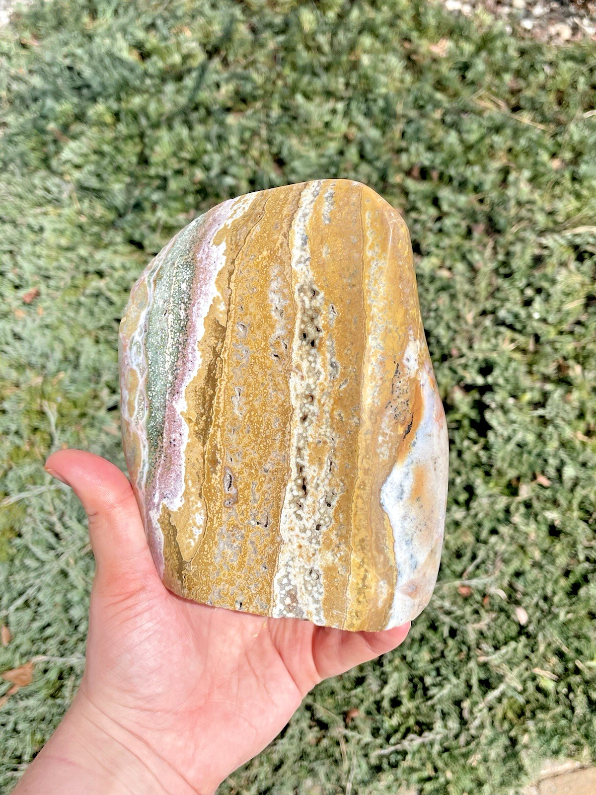 Hand Carved and Polished OCEAN JASPER crystal – 2062g, 4.545 – large sculpture