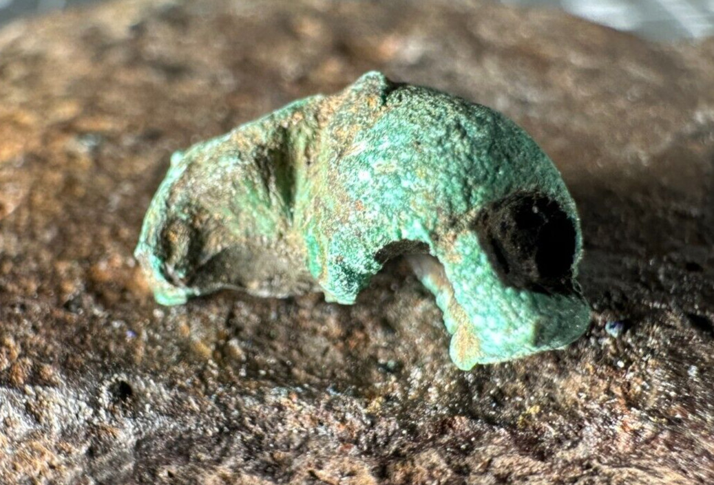 ➤8 PC LOT – Malachite-Azurite-Barite-Hematite-No ID Rutile?- GRAPHIC MINE NM➤882