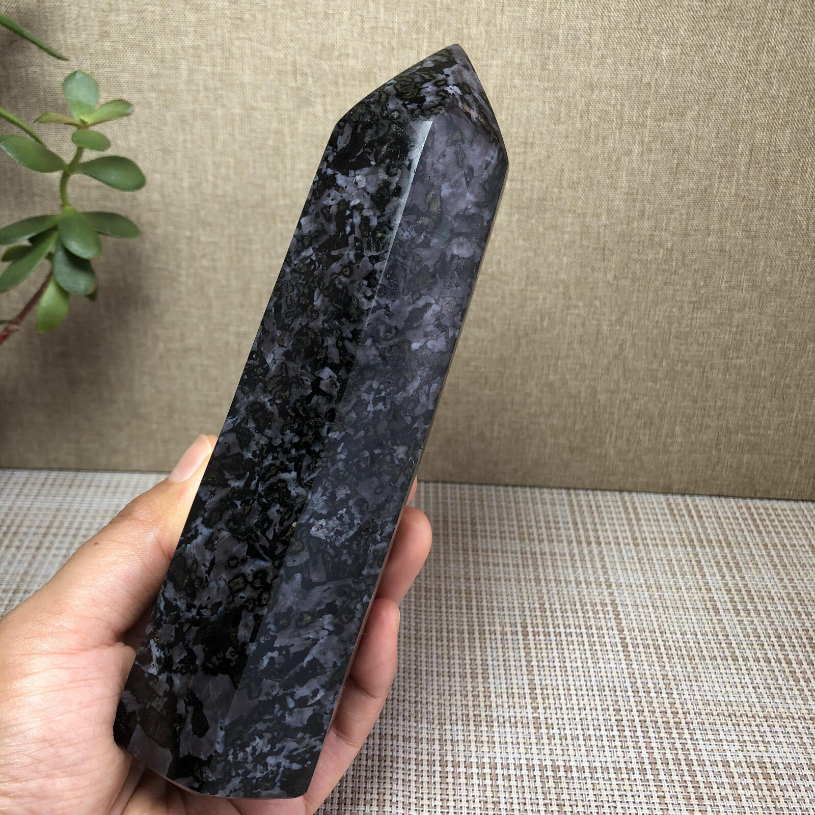 675g Natural Fireworks Stone Crystal Wand Point Healing free standing A2886